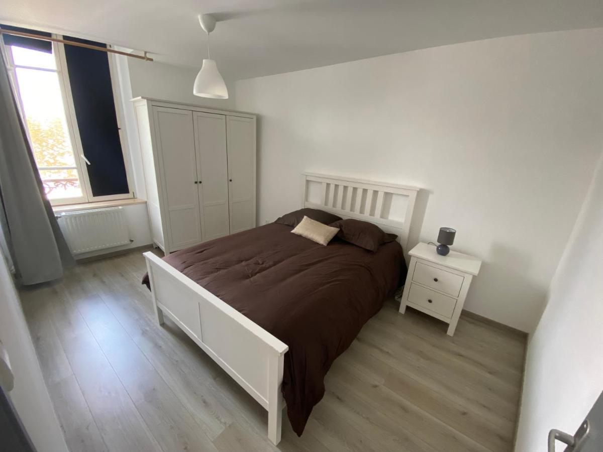 Joli Appartement Avec Parking Gratuit Sur Place Живе Екстер'єр фото