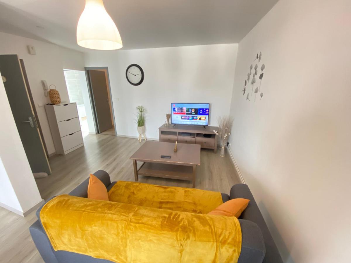 Joli Appartement Avec Parking Gratuit Sur Place Живе Екстер'єр фото